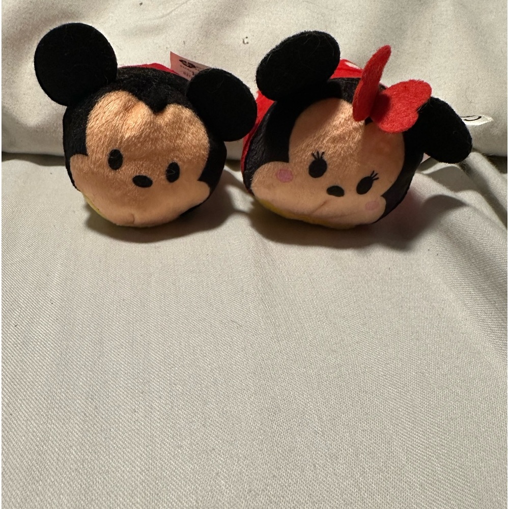 Mini mickey and minnie mouse tsum tsums